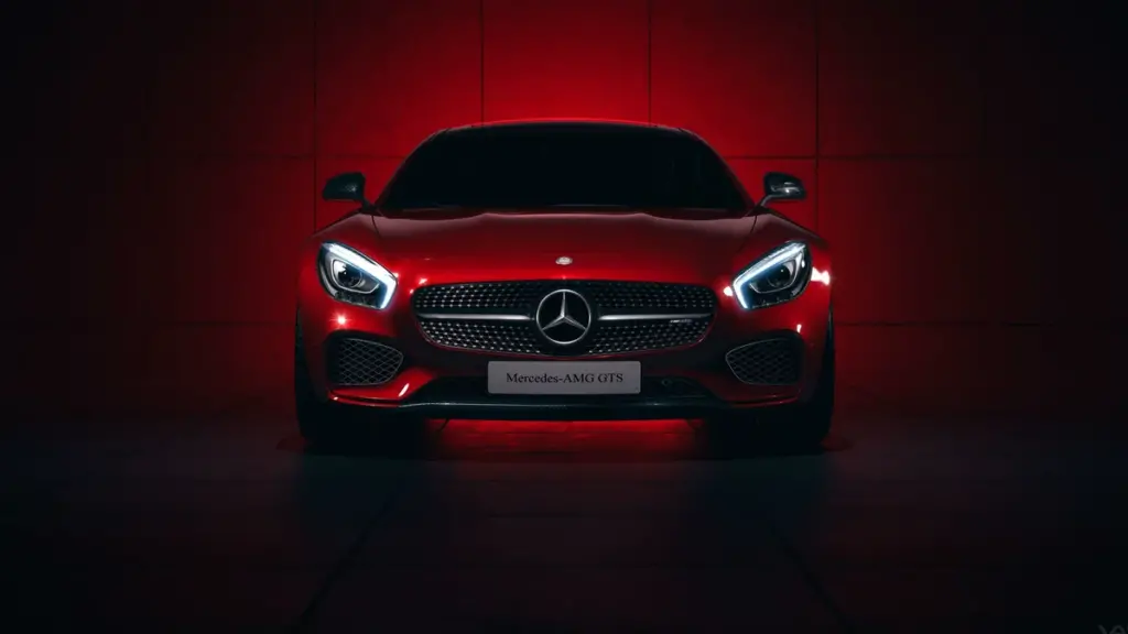veículo vermelho da marca Mercedes Benz, representando seguro Mercedes Benz.