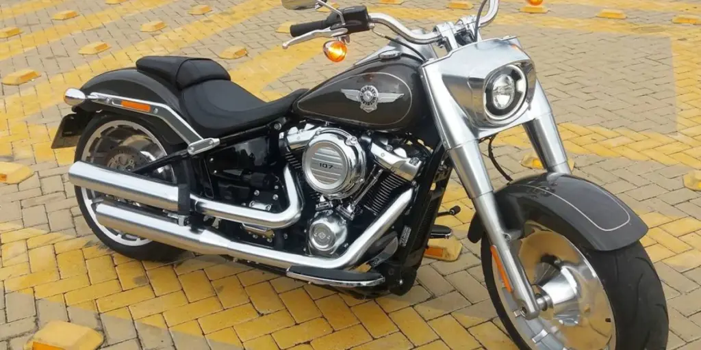 Foto de moto para seguro harley davidson fat boy