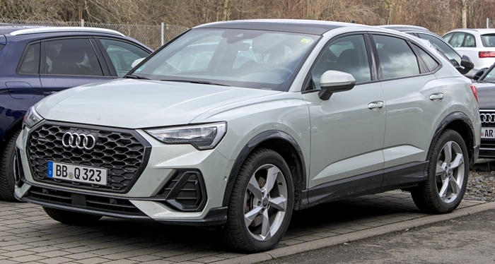 Audi Q3 na cor prata. Falando sobre seguro audi q3.