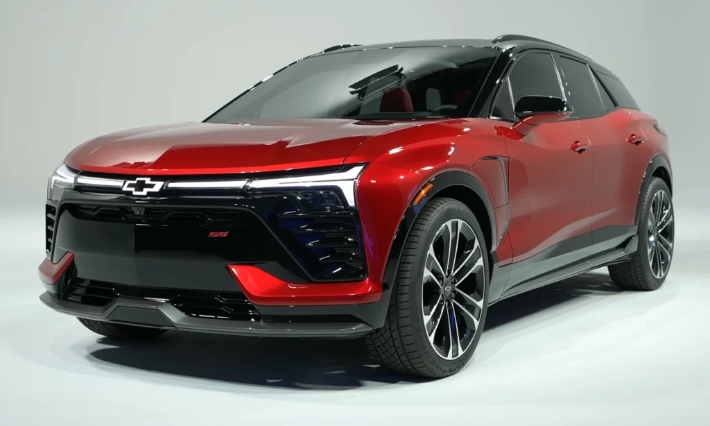 Chevrolet Blazer EV na cor vermelha. Falando sobre o seguro blazer ev.