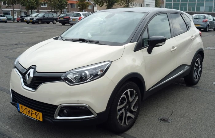 Renault Captur na cor branca. Falando sobre seguro captur.