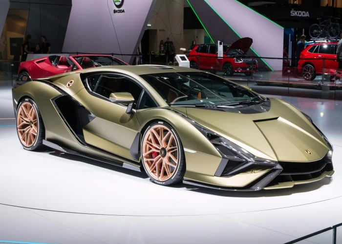 Carro da Lamborghini em exposição. Falando sobre o seguro Lamborghini.
