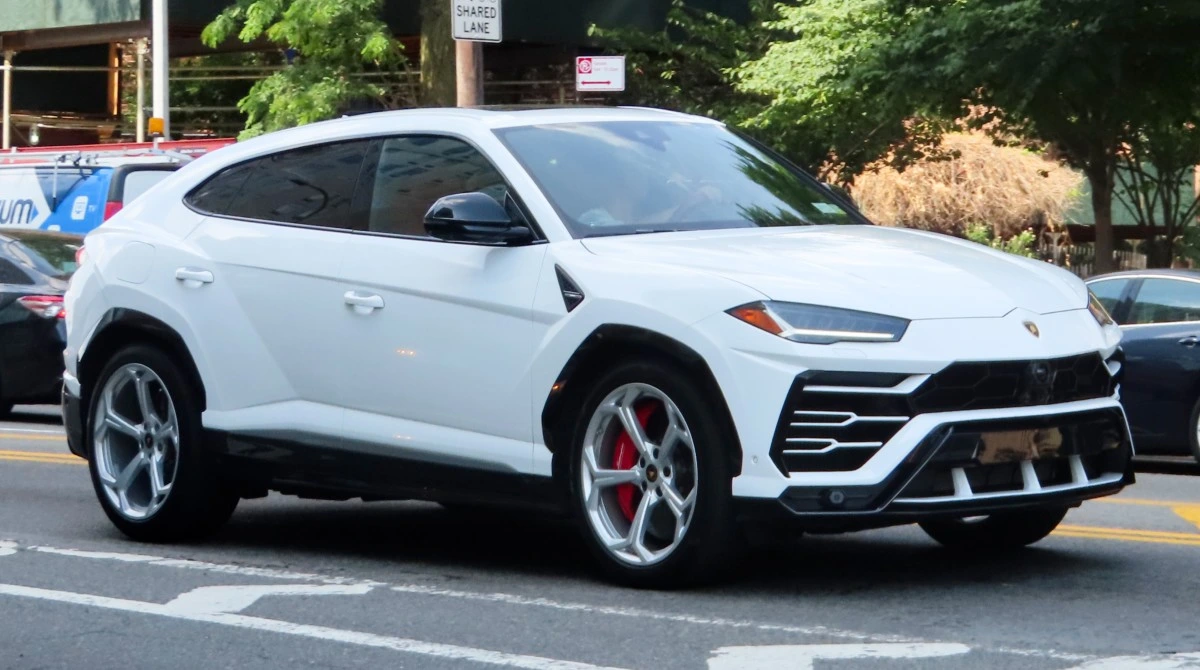Seguro Lamborghini Urus: custos, coberturas totais e cotações atualizadas