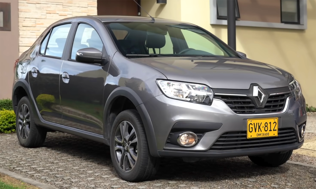 Renault Logan na cor cinza chumbo. Falando sobre seguro logan.