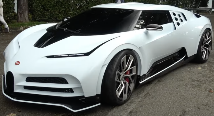 Bugatti Centodieci na cor branca. Falando sobre o carro mais caro do mundo.