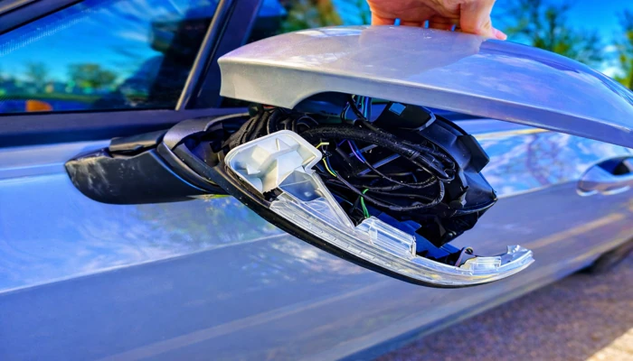 franquia do seguro auto aplicada em reparo de farol e lataria do carro